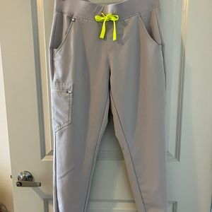Figs Zamora jogger scrub pants in slate size small/regular